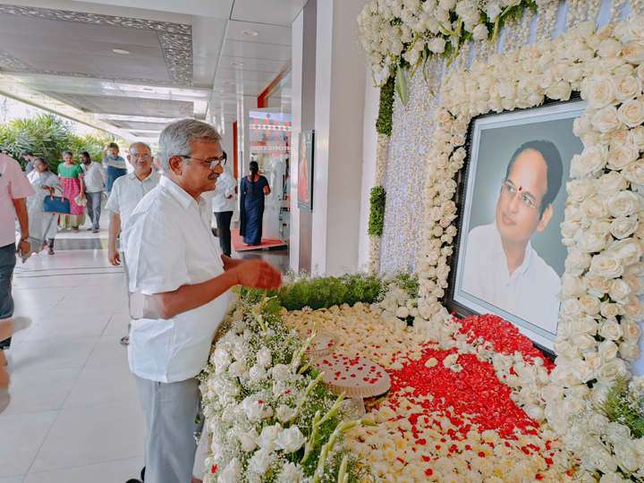 ప్రజా వైద్యులు డాక్టర్‌ కొంగర దేవదాస్‌  - దేవదాస్‌ సంస్మరణ సభలో పలువురి నివాళి