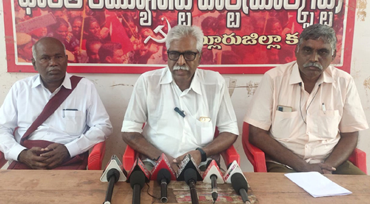 సంక్షోభంలో వ్యవసాయ రంగం