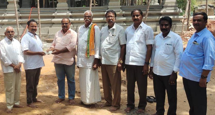 అంకమ్మ తల్లి సువర్ణయంత్రానికి విరాళాలు
