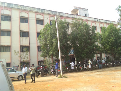 డిఎంహెచ్‌ఒ కార్యాలయంలో ఇష్టారాజ్యం