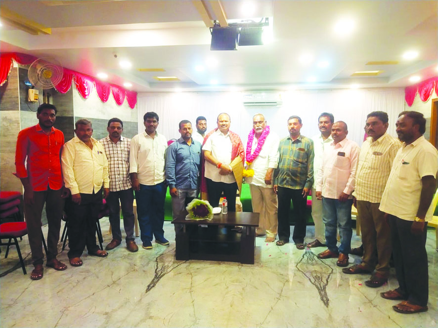  కన్నా లక్ష్మీనారాయణ ను కలిసిన ఆర్‌ఎంపిలు