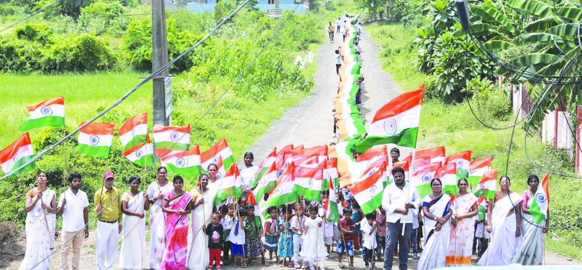 త్యాగాల ఫలితమే స్వాతంత్రం
