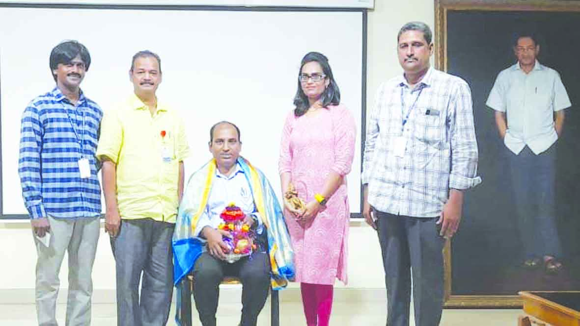 చదువుతోనే పేరుప్రఖ్యాతలు