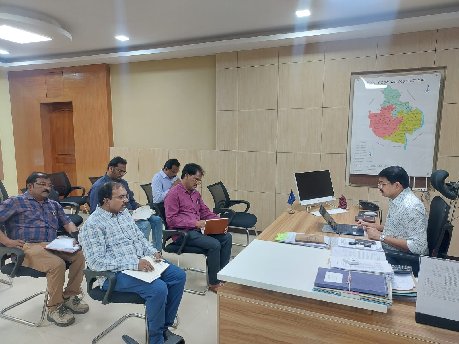 వేగవంతంగా ఓటర్ల సర్వే : జెసి