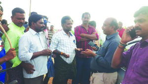 అధికారుల యత్నం