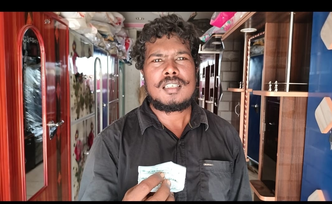 అధిక ఆశీల వసూలు అరికట్టాలి