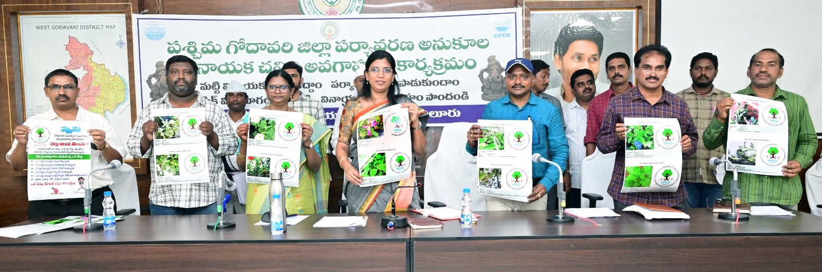 వినాయక విగ్రహాల ఏర్పాటుకు అనుమతి తప్పనిసరి : కలెక్టర్‌