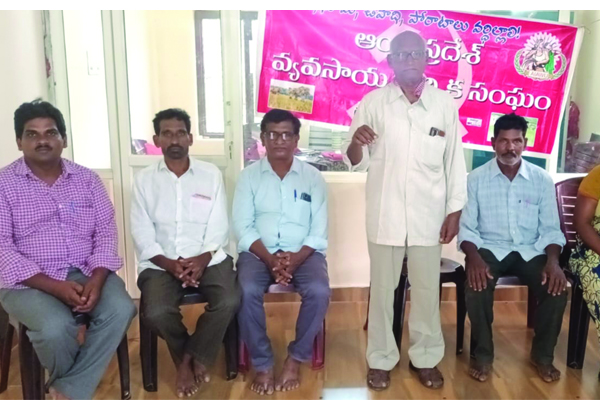 అసైన్డ్‌ చట్టం ఆర్డినెన్స్‌ వెంటనే రద్దు చేయాలి