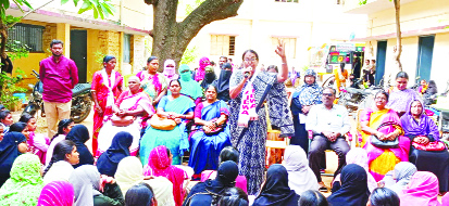 కడప : సభలో మాట్లాడుతున్న ఐద్వా రాష్ట్ర ప్రధాన కార్యదర్శి రమాదేవి