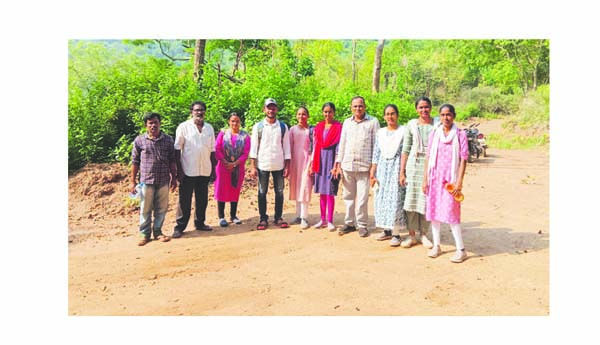 మారిక గిరిజనులకు రోడ్డు నిర్మించరా..?