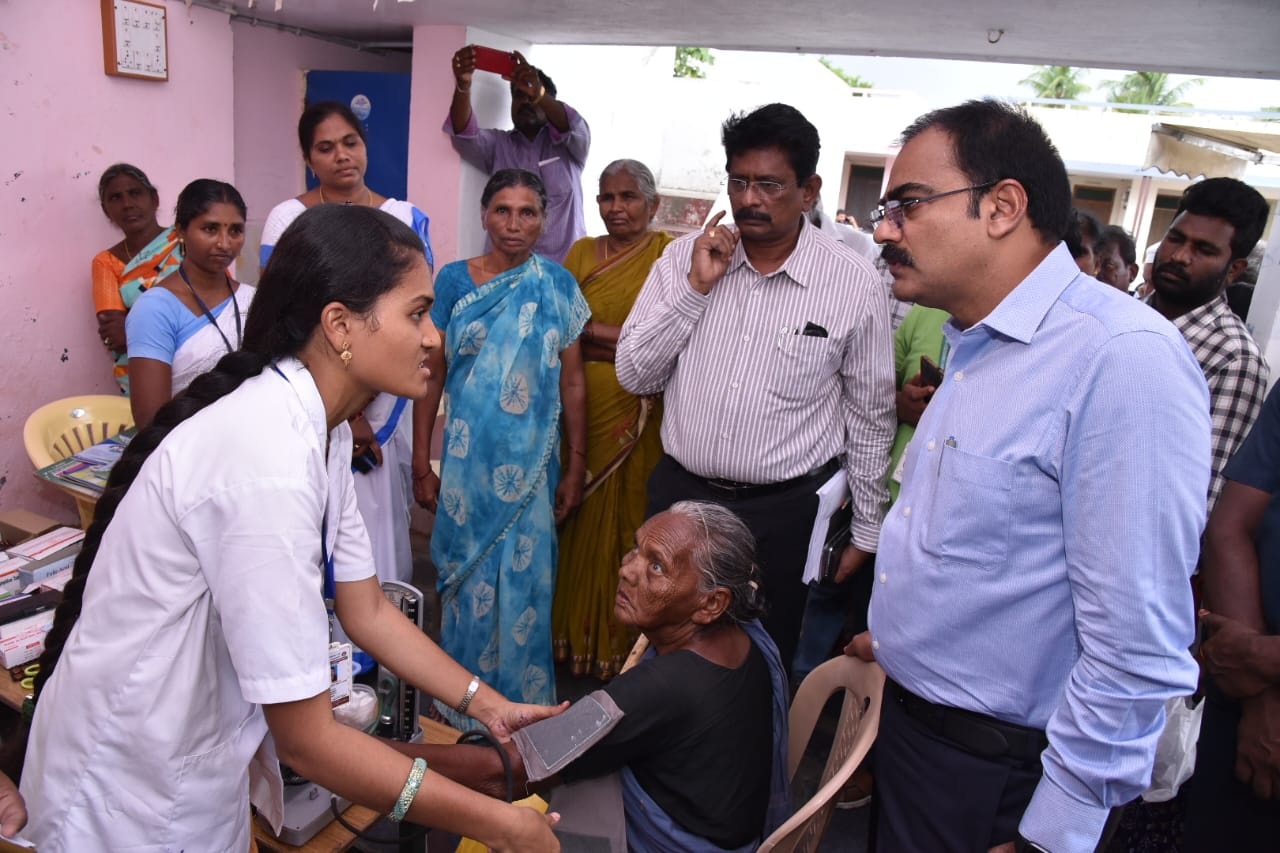 ప్రజల ముగిటకే వైద్యం