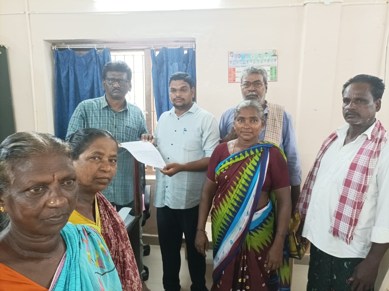 'ఉపాధి' కూలీల బకాయి వేతనాలు విడుదల చేయాలి