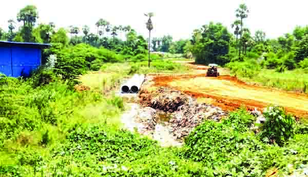  గోర్జు పూడ్చి రోడ్డు ఏర్పాటు