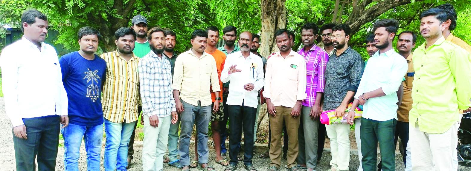 మాట్లాడుతున్న సిఐటియు జిల్లా ఉపాధ్యక్షులు నారాయణ స్వామి