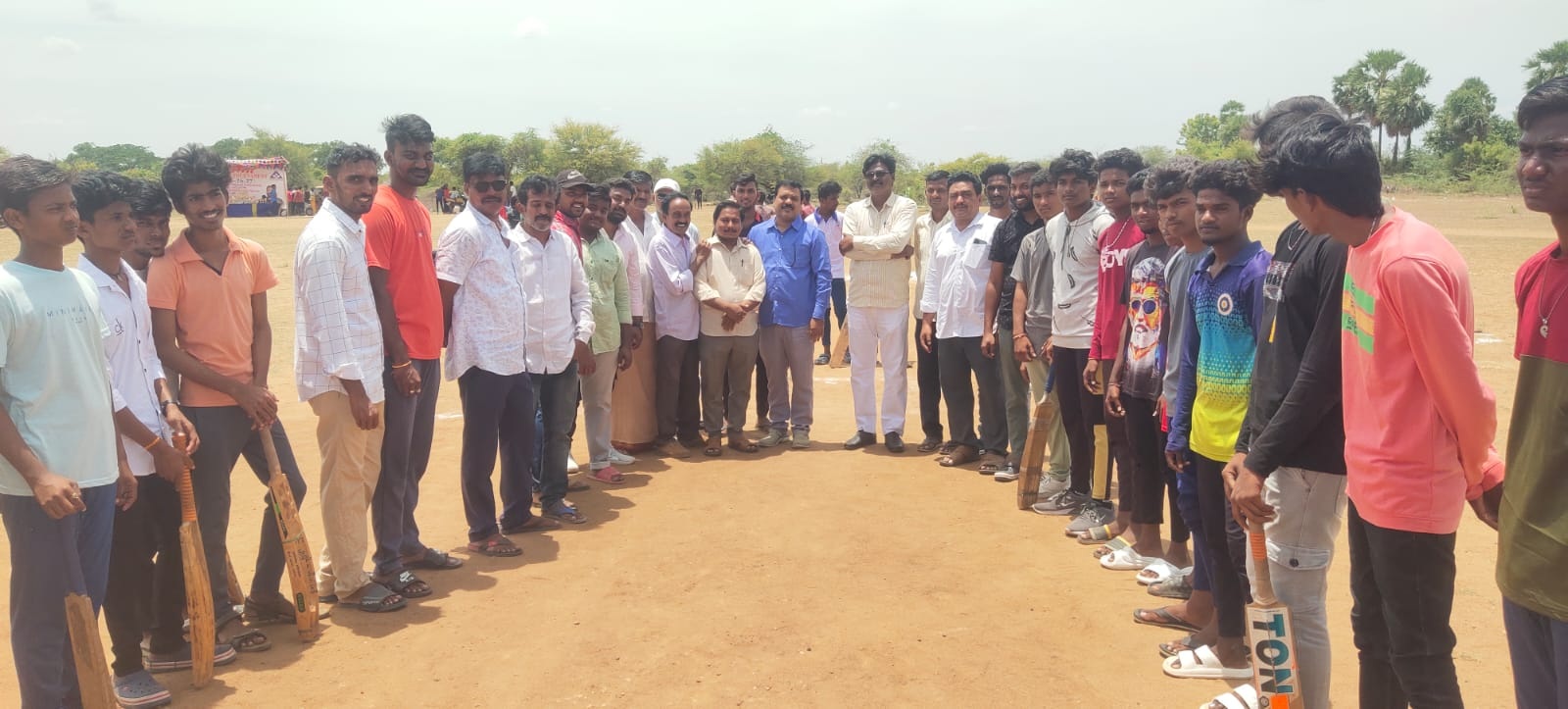 క్రీడాకారులను ప్రోత్సహించడమే లక్ష్యం
