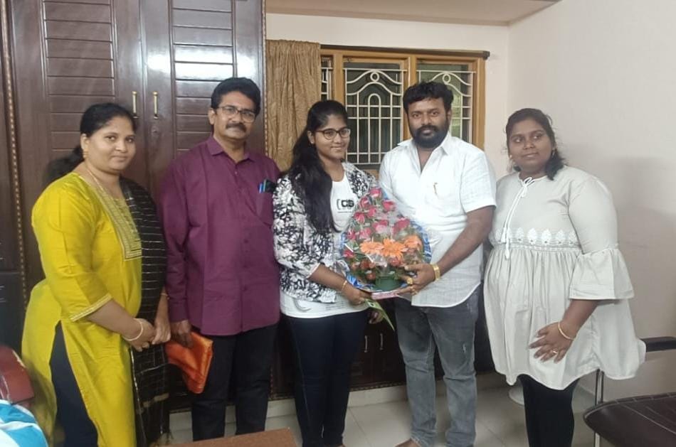 ప్రతిభకు పురస్కారం...