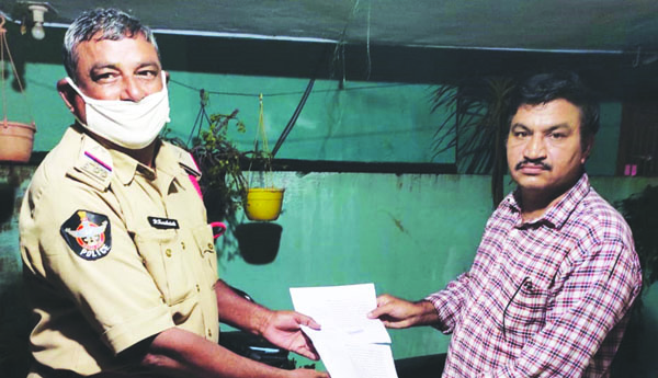 ఫ్యాప్టో నాయకులకు పోలీసుల నోటీసులు