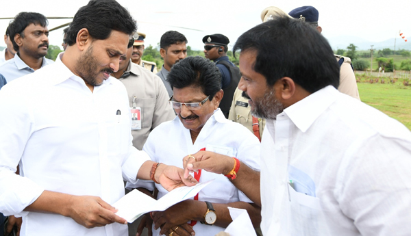 Appeal-to-the-CM-to-modernize-the-pond