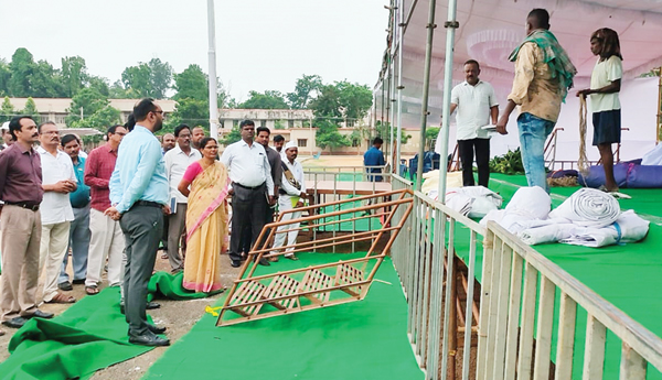 స్వాతంత్య్ర వేడుకలకు సర్వం సిద్ధం