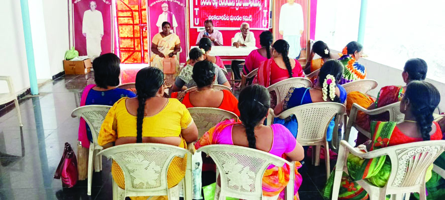 యానిమేటర్లకు జీతాలివ్వకపోవడం అన్యాయం