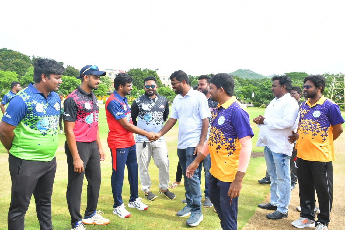 ఫిజియో లీగ్‌ టి20 క్రికెట్‌ పోటీలు ప్రారంభం