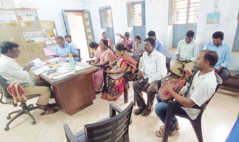 ఓటర్ల జాబితా పై సమావేశం