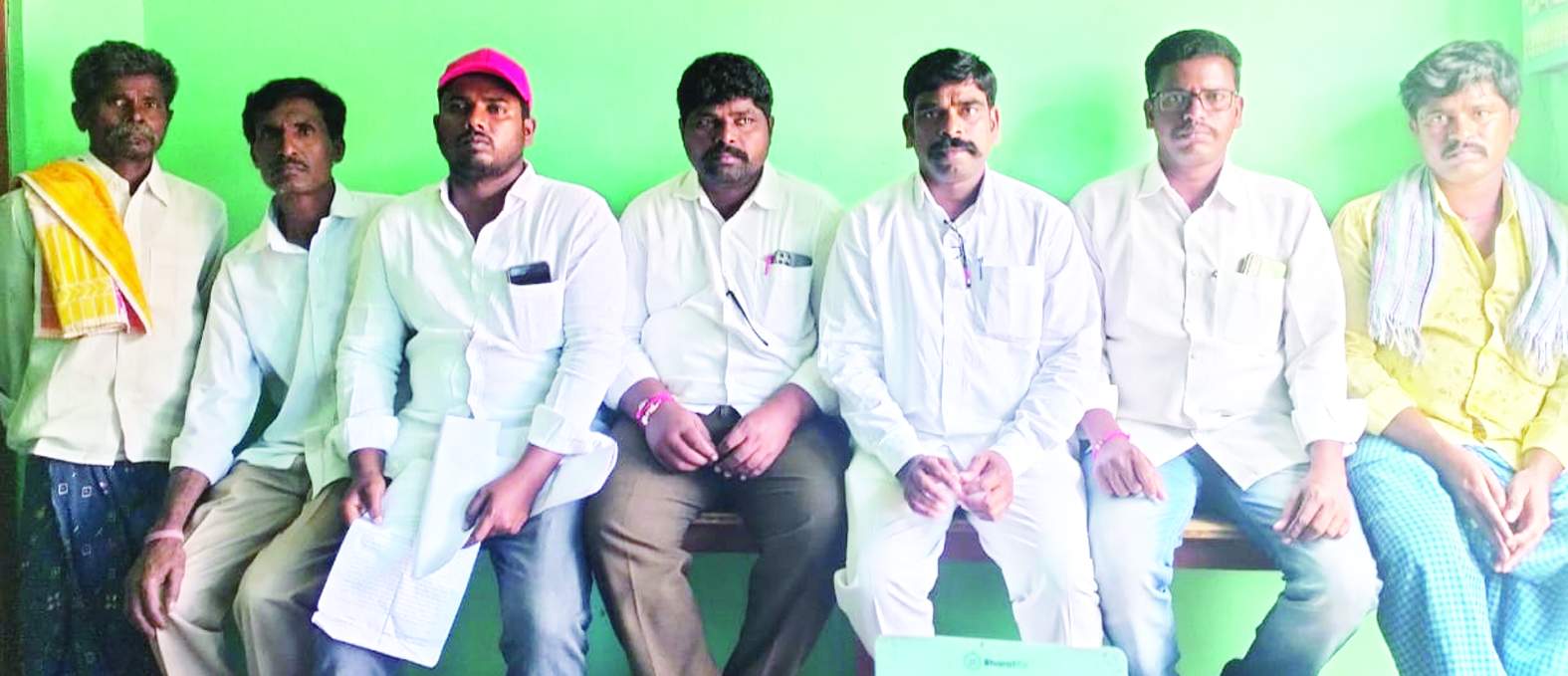 సమావేశంలో మాట్లాడుతున్న గురు శేఖర్‌