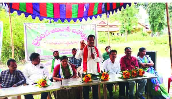 ఆదివాసీ హక్కులు,చట్టాల రక్షణకు పోరాటం