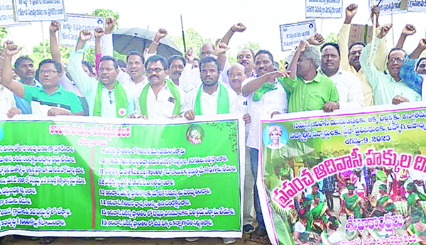 గిరిజనులపై పాలకుల నిర్లక్ష్యం