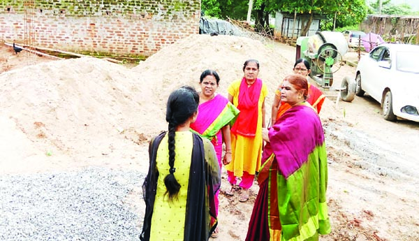 376 అంగన్వాడీ భవనాలకు మరమ్మతులు