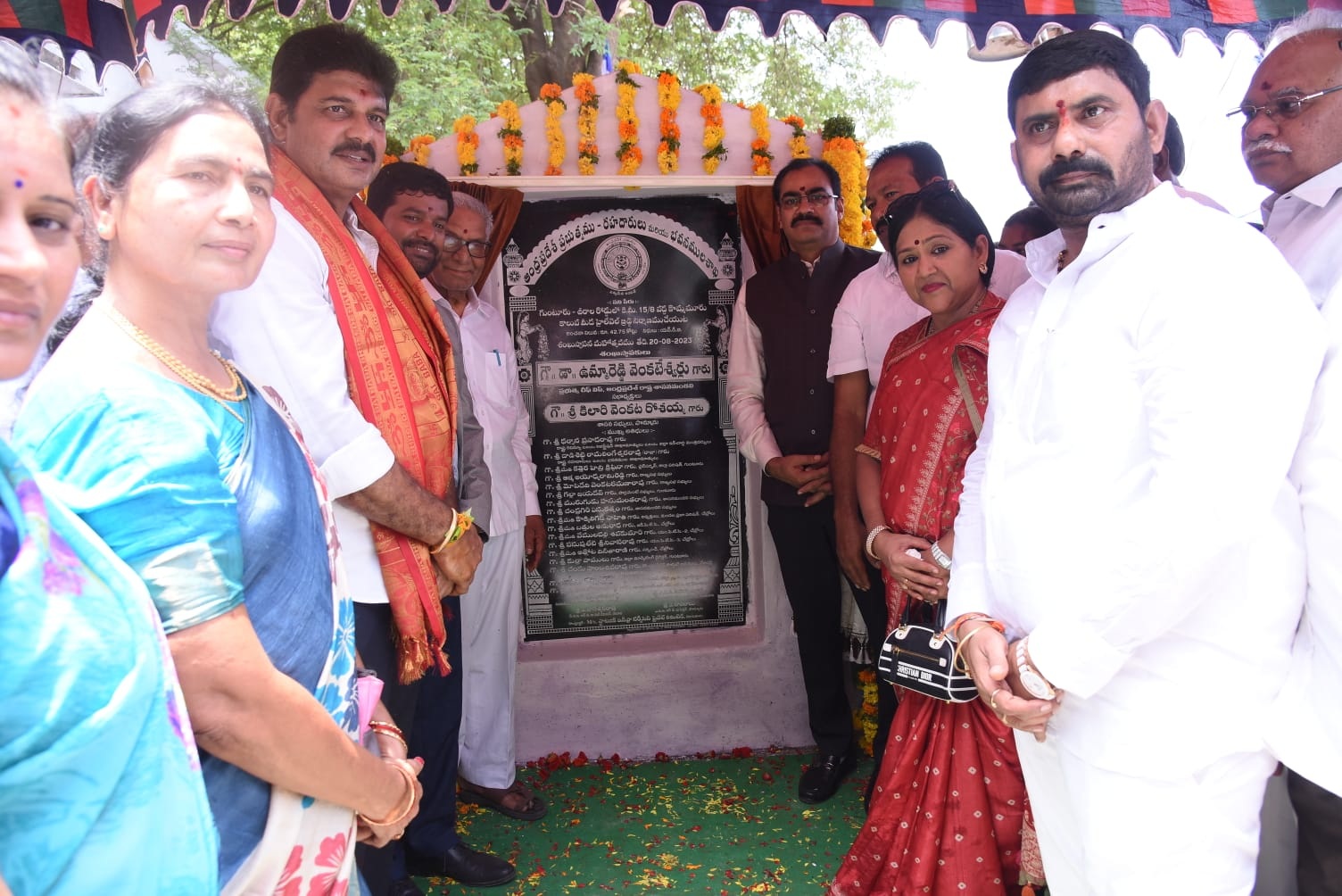 కొమ్మమూరు కాల్వపై రూ.42.75 కోట్లతో బ్రిడ్జి