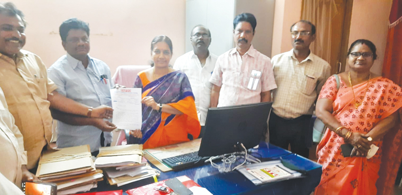 ఎదురుచూపులే..