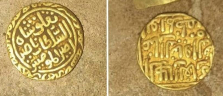 బంగారు నాణేల లభ్యంపై పోలీసుల దర్యాప్తు