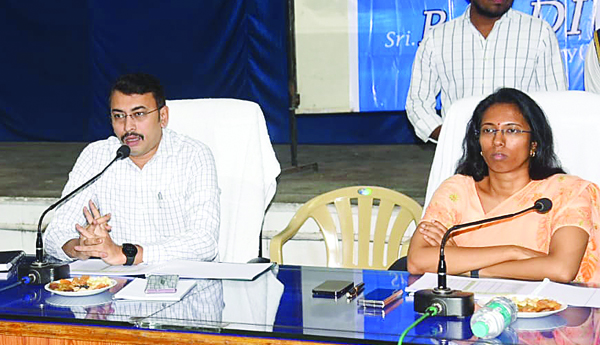 30న 5 లక్షల గృహప్రవేశాలు