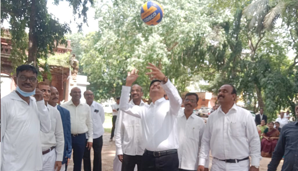  క్రీడలతోనే మానసికోల్లాసం