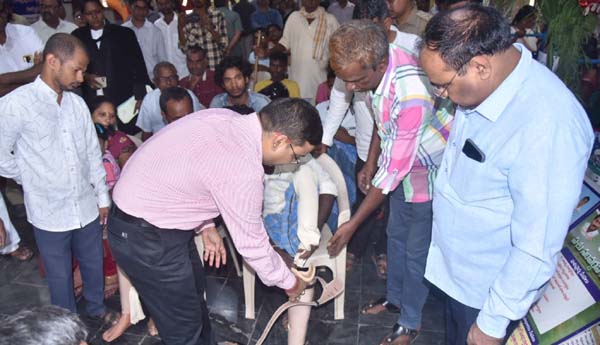 మాదక ద్రవ్యాలకు దూరంగా ఉండాలి