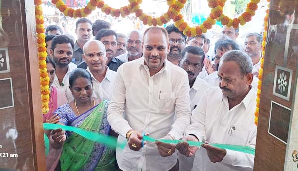 పల్లె ముంగిటకే ప్రభుత్వ సేవలు