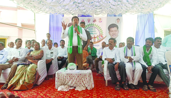 గిరిజన సంక్షేమానికి కృషి