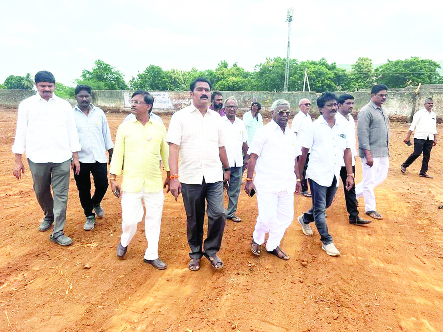 యువగళం ప్రాంగణ ఏర్పాట్ల పరిశీలన