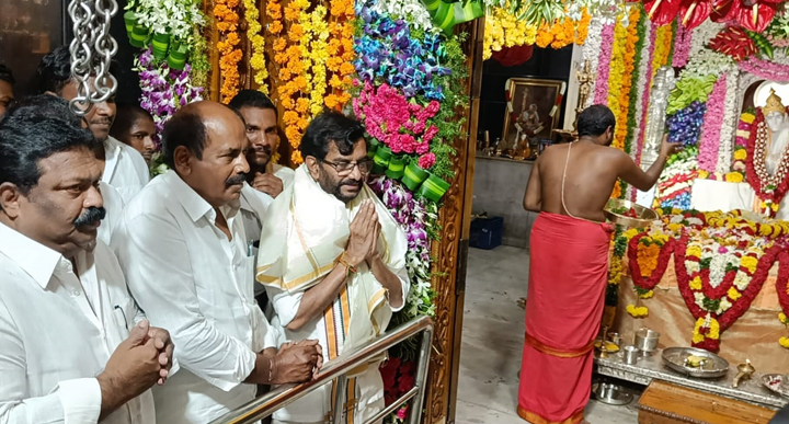 'సోమిరెడ్డి' పూజలు