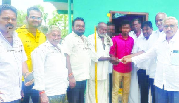 చికిత్స పొందుతున్న వ్యక్తికి టిడిపి సాయం