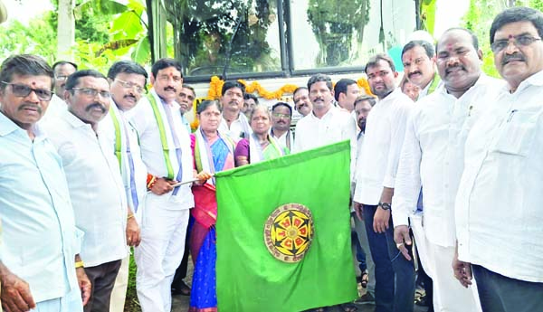 గ్రామాలాభివృద్ధికి ప్రాధాన్యత