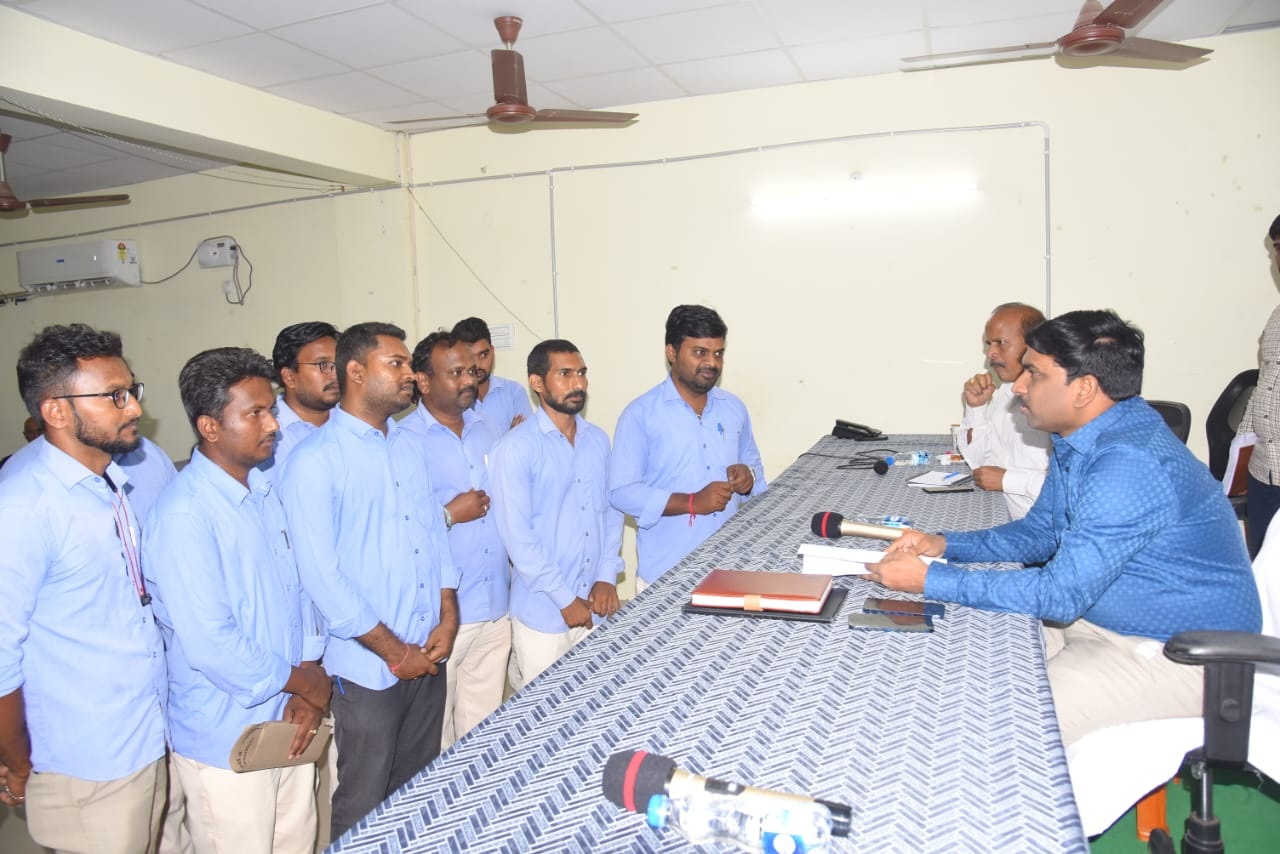 ఉద్యోగుల గ్రీవెన్స్‌కు 20 ఫిర్యాదులు