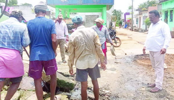 హామీ మేరకు అభివృద్ధి పనులు