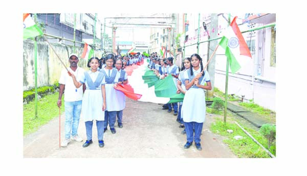 చంద్రయాన్‌ విజయవంతం పట్ల హర్షం