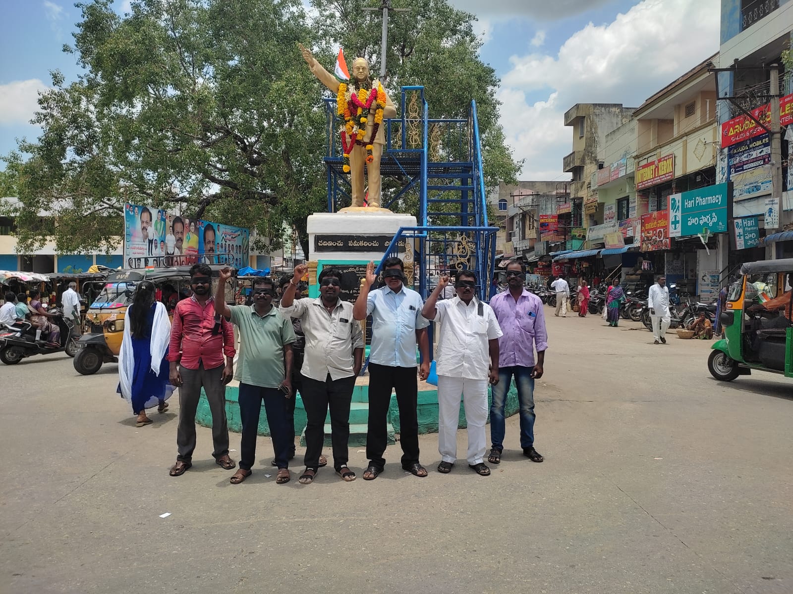 దళితులపై దాడులు అరికట్టాలి