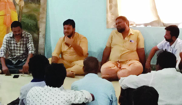 కార్యకర్తలు సైనికుల్లా పని చేయాలి