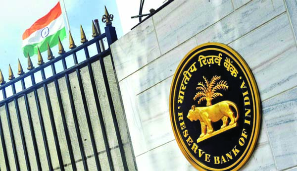 అడ్డగోలు అదనపు ఛార్జీలు వద్దు