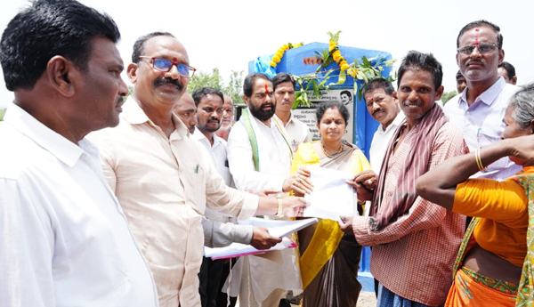 ప్రతి గడపకు తాగునీరు