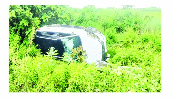 తప్పిన పెను ప్రమాదం ప్రమాదానికి కారణం తుప్పలే